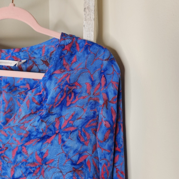 Soft Surroundings Medium Belle Blue Batik tassle hem split neck tunic top - Picture 4 of 6